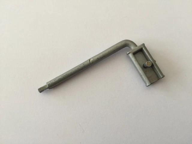Barres D'appui Arrière De Moto 2023, Poignée De Passager For Siège Arrière, Adaptée For MT09 MT-09 MT 09 FZ09 FZ-09 2021 2022(Black Barres D'appui Arrière De Moto 2023, Poignée De Passager For Siège Arrière, Adaptée For MT09 MT-09 MT 09 FZ09 FZ-09 2021 2022(Black