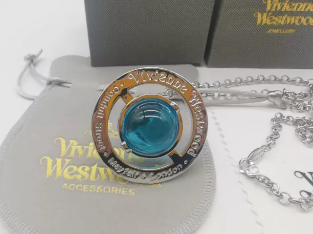 Vivienne Westwood Giant Orb / Necklace /GLD / Top Yes / Small Scratch Yes  Golden ref.524843 - Joli Closet