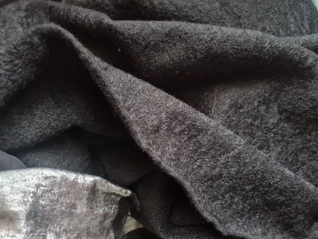3.40m Lainage Epais Doux Noir