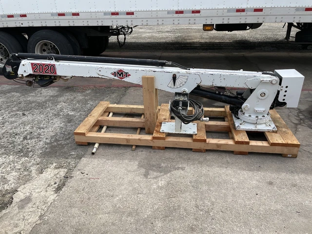 Imt 2020 Hydraulic Crane Pto Driven 5,000 Lbs