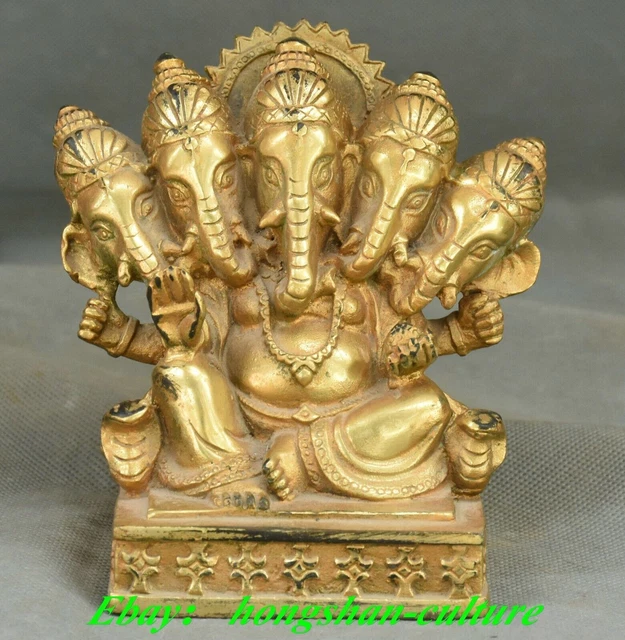 Statue de Ganesh, Dieu à la tête d'éléphant • Statue design