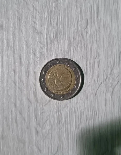 moneta da 2 euro con l'aquila
