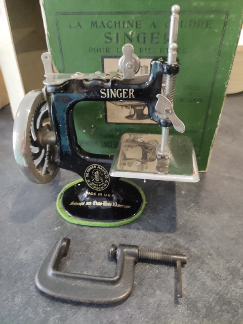 Machine à Coudre Enfant SINGER Années 1930 – Jouet En Tôle – Vintage Collection