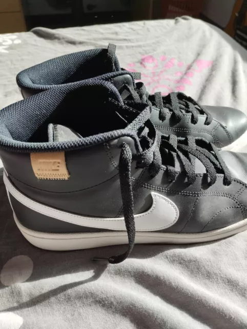 Nike montante on sale grise