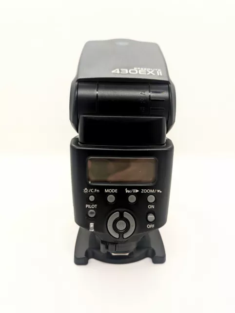 Canon Speedlite 430EX II - Shoe Mount Flash w/ Case 2