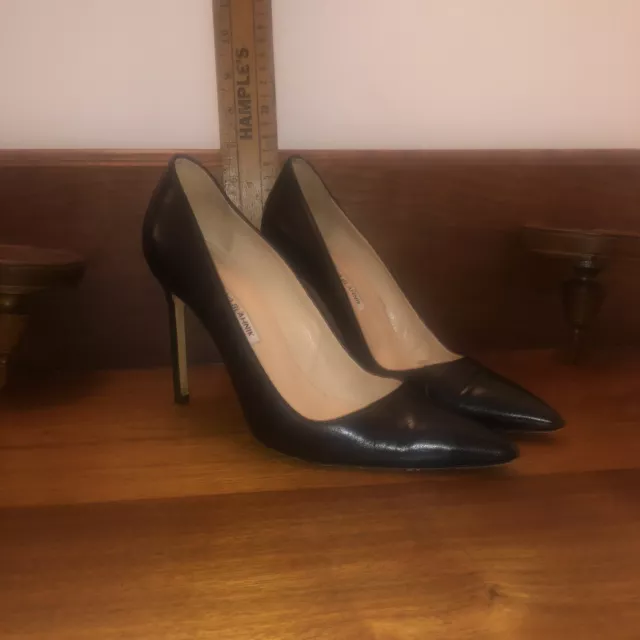 Manolo Blahnik Women's Black Leather Stiletto Pumps Size 39.5