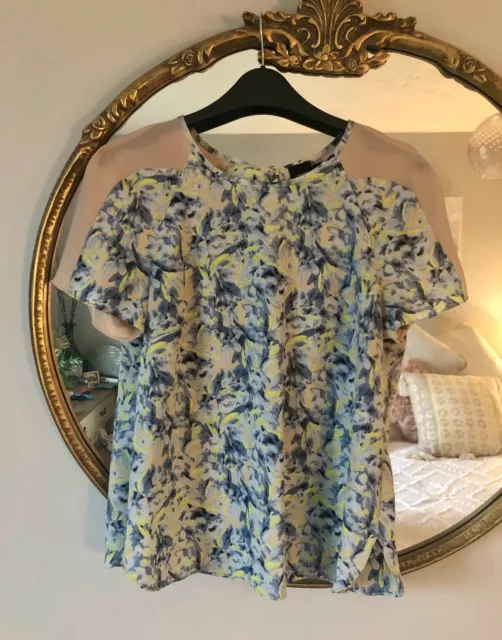 T-shirt haut floral bleu rose jaune ASOS avec panneaux transparents - Taille 10