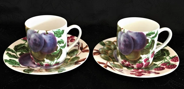 LAZEIRAS - PORCELAINE de LIMOGES  - PAIRE de TASSEs et SOUS TASSES MOKA PRUNES