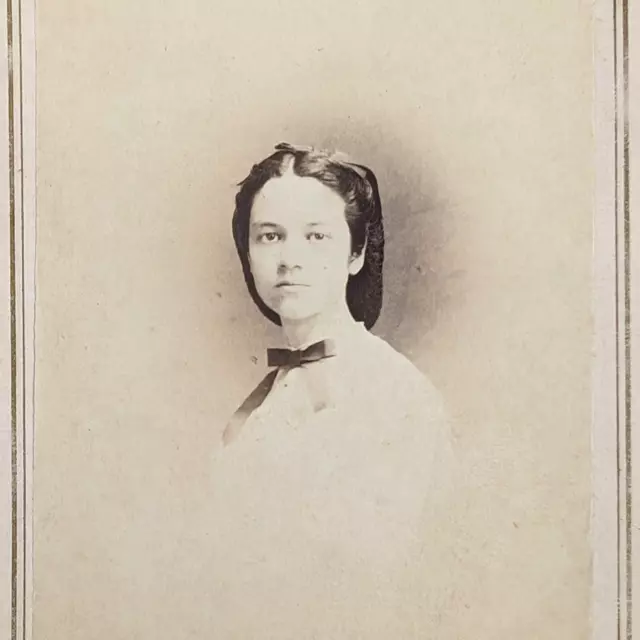 1860s CDV Photo Portrait Of A Woman Bogardus New York ID'd Rudd 1864