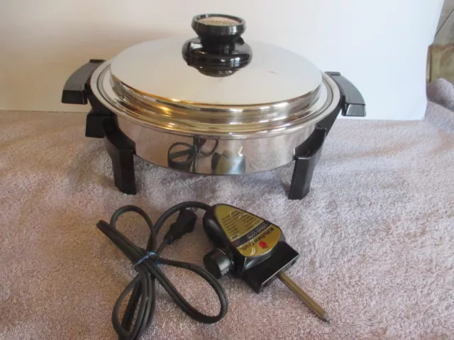 Kitchen Craft by West Bend liquid core electric skillet & lid & papers