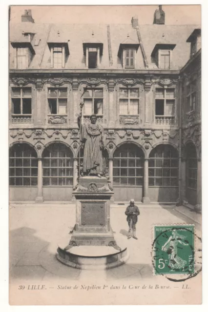 Cpa 59 - Lille: Statue Of Napolone 1St In The Court Of The Stock Exchange (North) Written