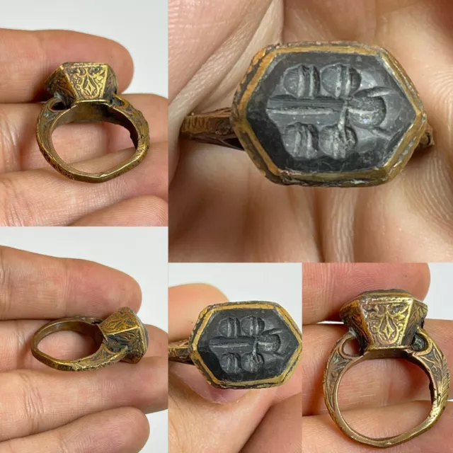 Beautiful Post Medieval Islamic Ottomans Old Brass ￼rare Stone Intaglio Ring