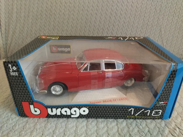 Burago 1/18 18-12009 - 1959 Jaguar Mk2 - rouge neuve