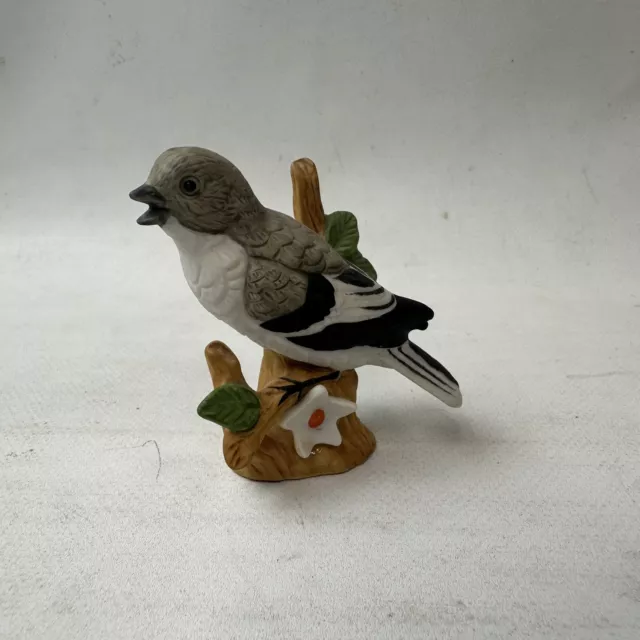 Lefton Sparrow Bird Figure Vintage Figurine