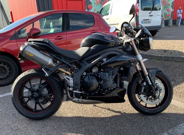 Triumph Speed Triple 1050 ABS 5