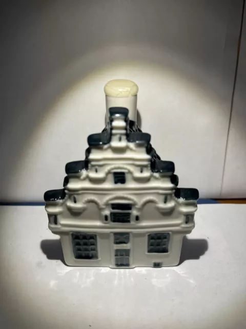 KLM Bols Blue Delft Miniature House - Number 94, 1575