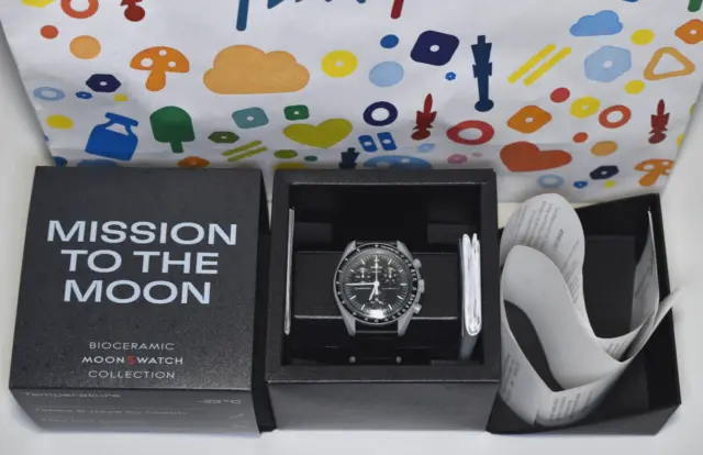Swatch BIOCERAMIC MOONSWATCH MISSION TO THE MOON Ostrich Leather Strap Omega X