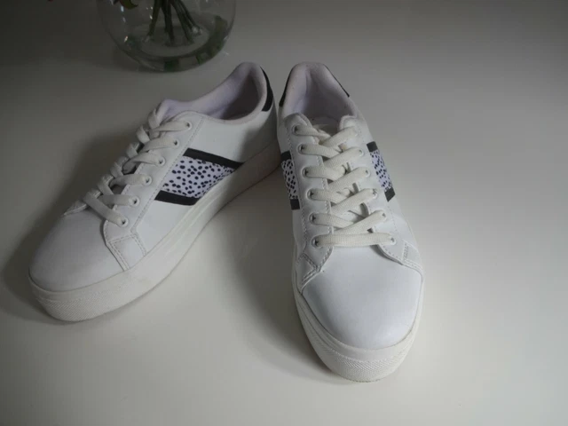 Trainers at hotsell new look