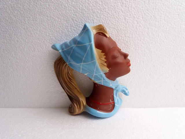 Cortendorf  Wandmaske Nr. 3446 um 1950-60, Mädchen mit Kopftuch, Höhe 16cm.