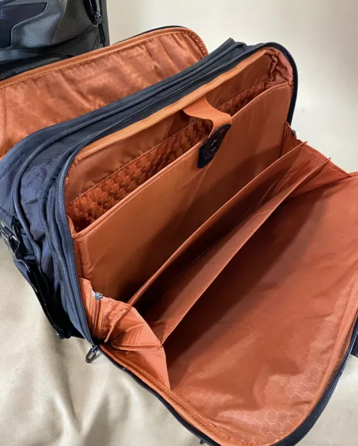 Used TUMI T-TECH Carry On Set 22” Suitcase 5722GRY & 5664D 18” Laptop Briefcase 7