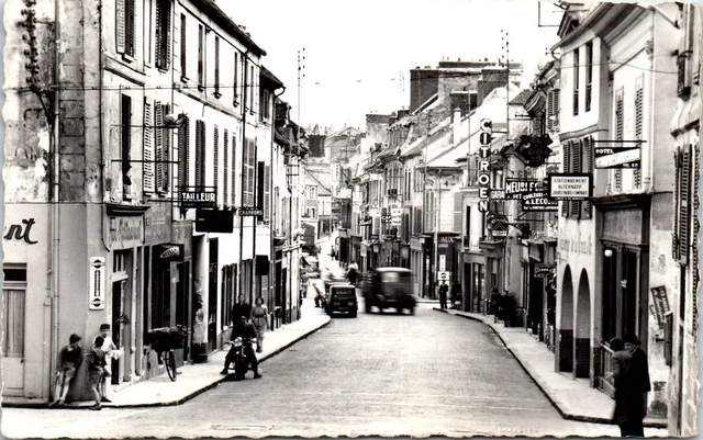91 ARPAJON - la grande rue.