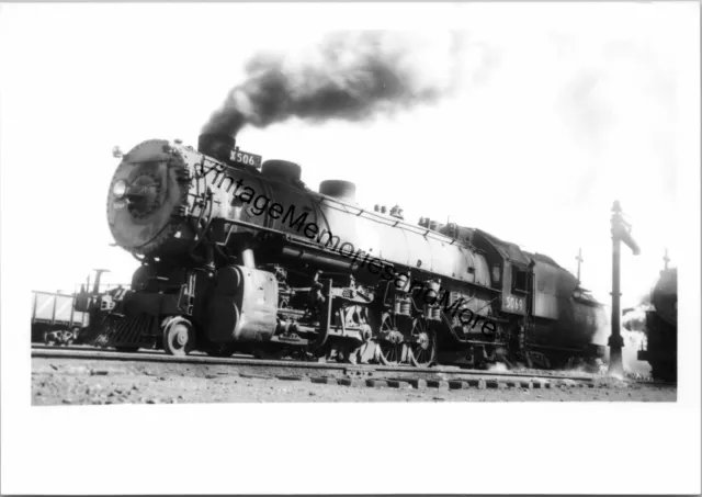 VINTAGE UNION PACIFIC Railroad 5069 Steam Locomotive 3.5