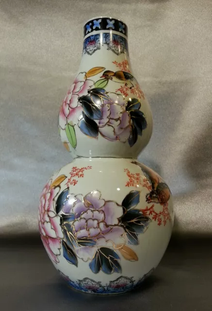 Chinese Hand-painted Porcelain Gourd Vase Birds & Flowers