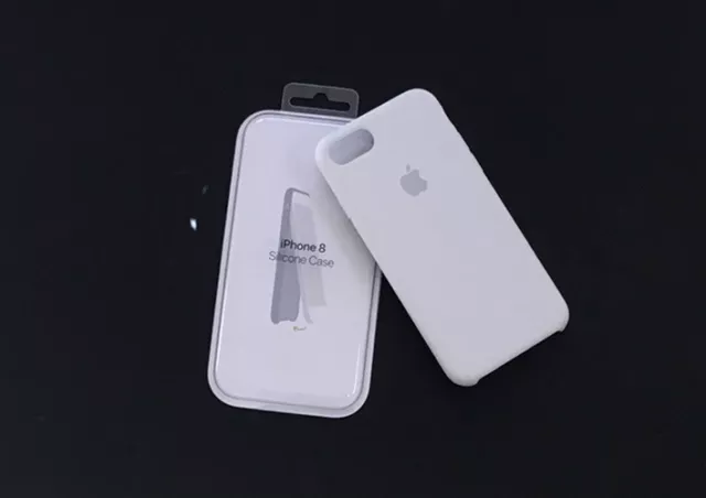 Genuine Apple iPhone 8 Silicone Case WHITE iPhone 7 iPhone SE 2020 2022