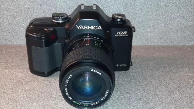 Yashica 108 & 35-70mm 1:3,5-4,5 analoge KB-SLR-Kamera