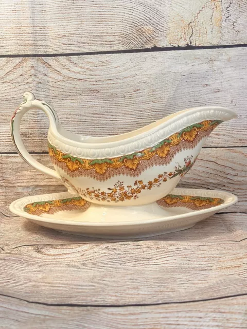 Spode’s Centurion Chatsworth Copeland England Gravy Boat With Attached Platte