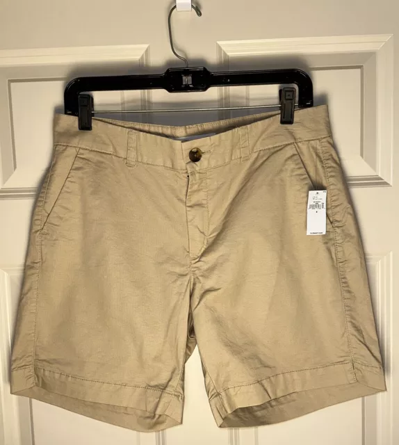 NWT Old Navy Women’s Everyday Mid-Rise 7” Flat Front Chino Shorts Khaki Size 8