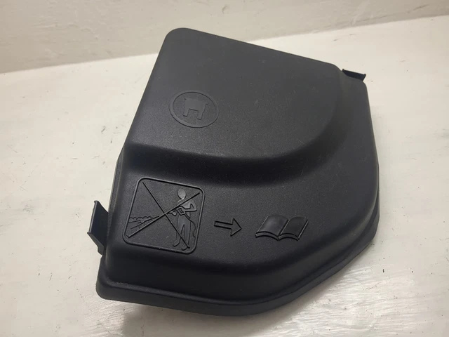 Cache Boîte à Fusibles Intérieur Pour Peugeot 307 HDI 2.0L De 2002 - Pièce D'origine - Occasion