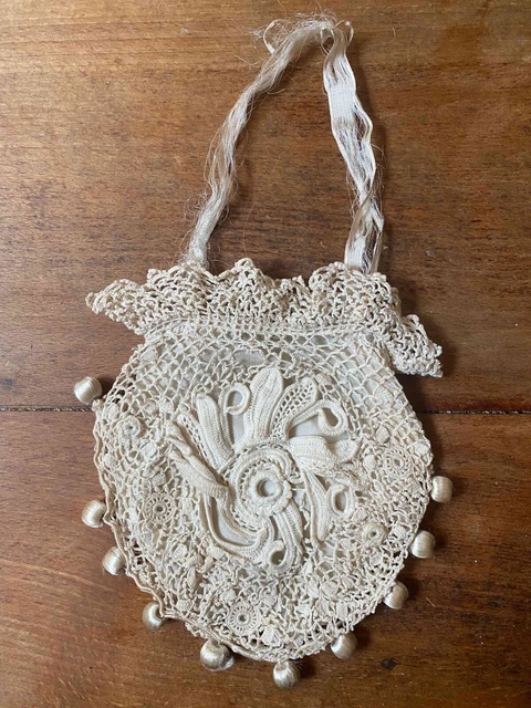 Sac De Bal Pour Poupée - Bakélite - Époque Napoléon III - Madeleine