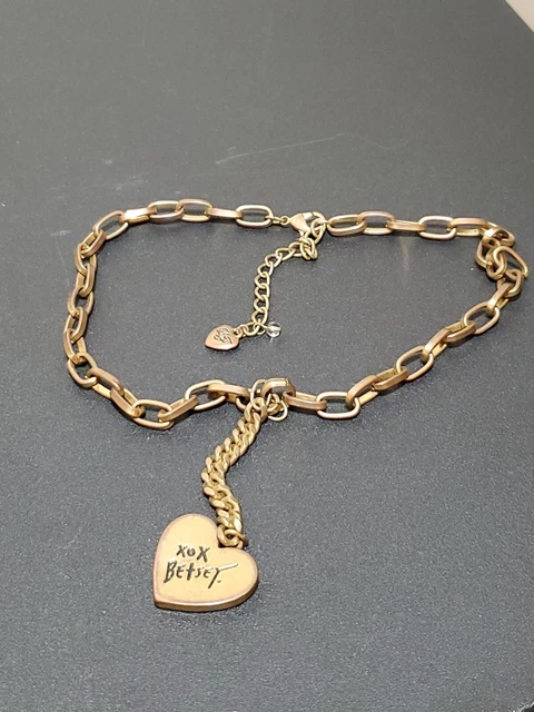 Betsey Johnson Aged Gold Bronze Tone Kiss Me Conversation Chain Heart Necklace