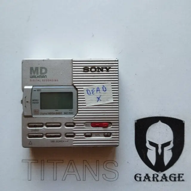 Sony Portable Minidisc MZ-R90  Silver Junk for Parts or Repair Not Working