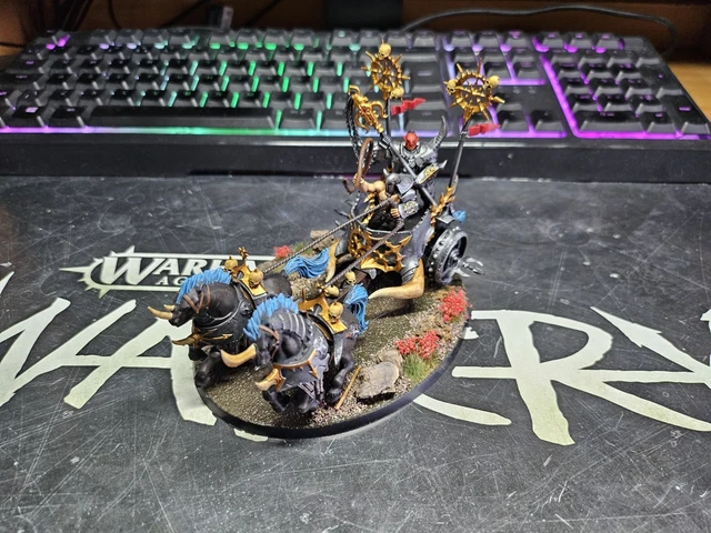 WARHAMMER AGE OF SIGMAR - PACK DE FACCIÓN: ESCLAVOS DE LA OSCURIDAD