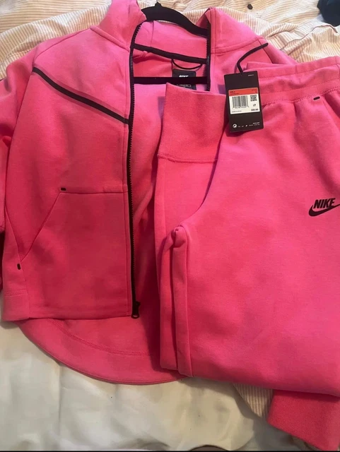 Pink L nike tech fleece GIRLS