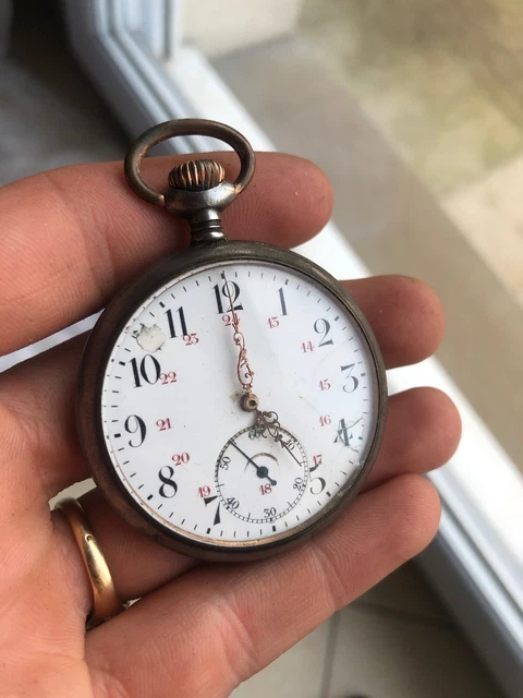 Montre à Gousset Ancienne Elegante En Argenté à Restaurer - Occasion, Unisexe Adulte