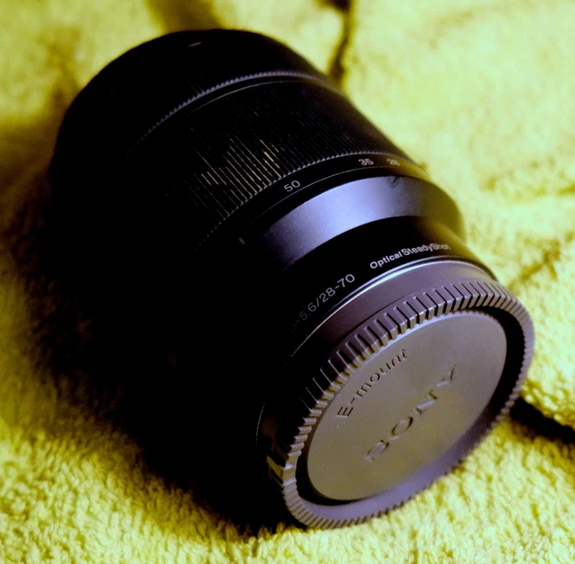 Sony Alpha SEL2870 28-70 mm F/3.5-5.6 IS AF OSS FE Objektiv Vollformat Zoom top 6