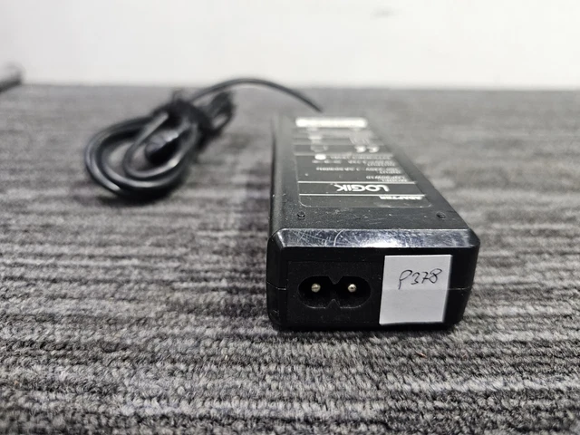 Universal Laptop Power Adapter with 6 Tips - 90 W