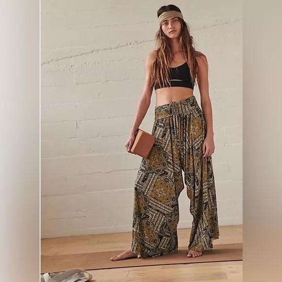 FREE PEOPLE Seven Stars Printed Pants Sz XS Wide Leg Olive/Black Combo harem