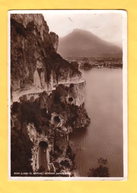 Cartolina Riva Lago di Garda Strada Gardesana  viaggiata 1940