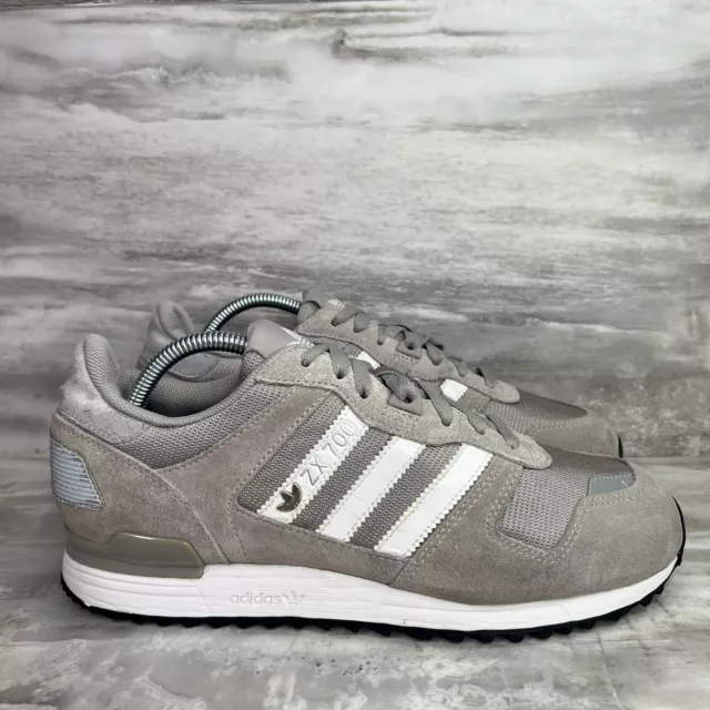 Adidas ZX 700 Mens Running Shoes Sneakers Size 9 Grey Silver White 115710 2005