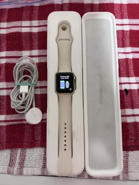 APPLE WATCH 38MM 1st Generation 7000 Series A1553 Gold White