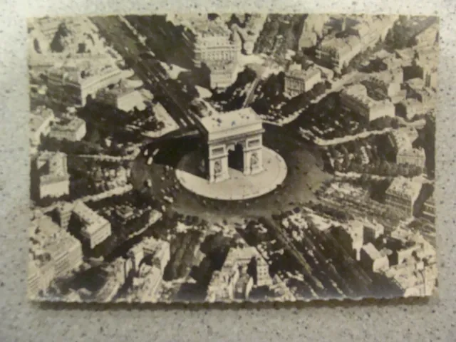 CPA - PARIS -1949- Arc de Triomphe - Place de l'Etoile - Vue aérienne -Post Card