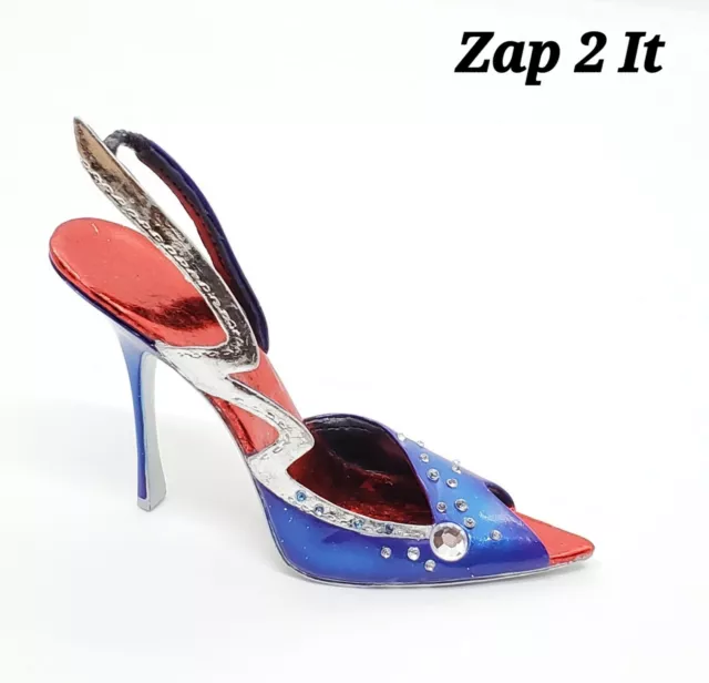 Just the Right Shoe " Zap It "  #805576   By Lorraine Vail  (Raine)