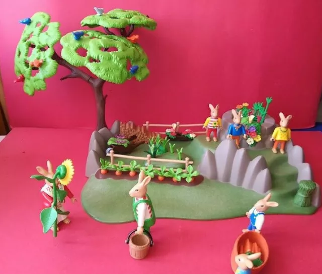 Playmobil - Lot - Paques - Lapins - Personnages Et Accessoires - Scene Jardin