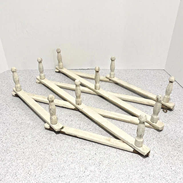 Vintage accordion wall rack white painted wood hanging 10-peg cottage chic look