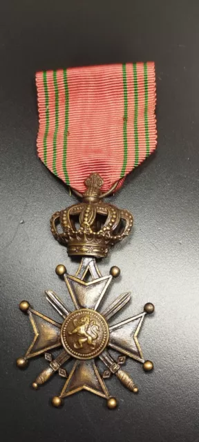 X23M)  Belle médaille militaire belge croix de guerre 1939 1945 BELGIAN medal