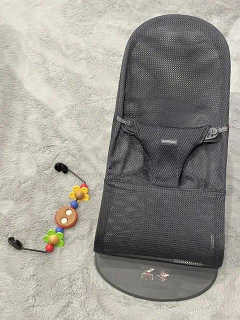 BabyBjorn Bouncer Bliss - Mesh - Dark Grey with Toy Bar - Excellent Condition
